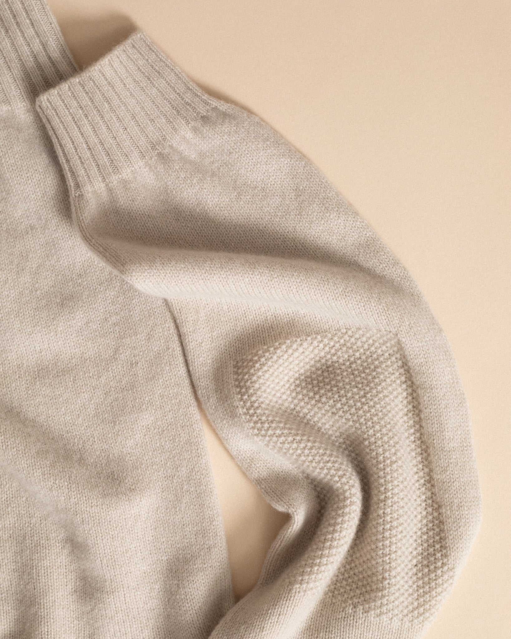 KN-00001-WS0 - Shadow Patch Mock Neck - Image 6
