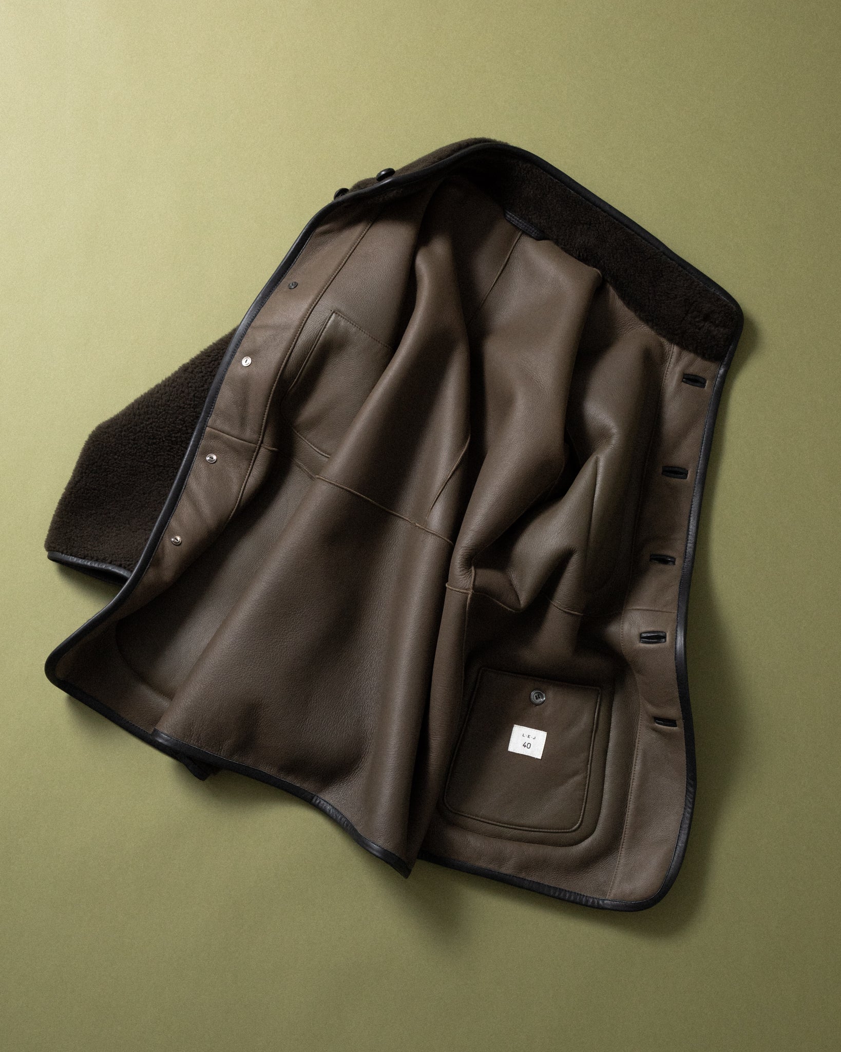NU-00005-I-OV6 - Grizzly Plage - Image 3